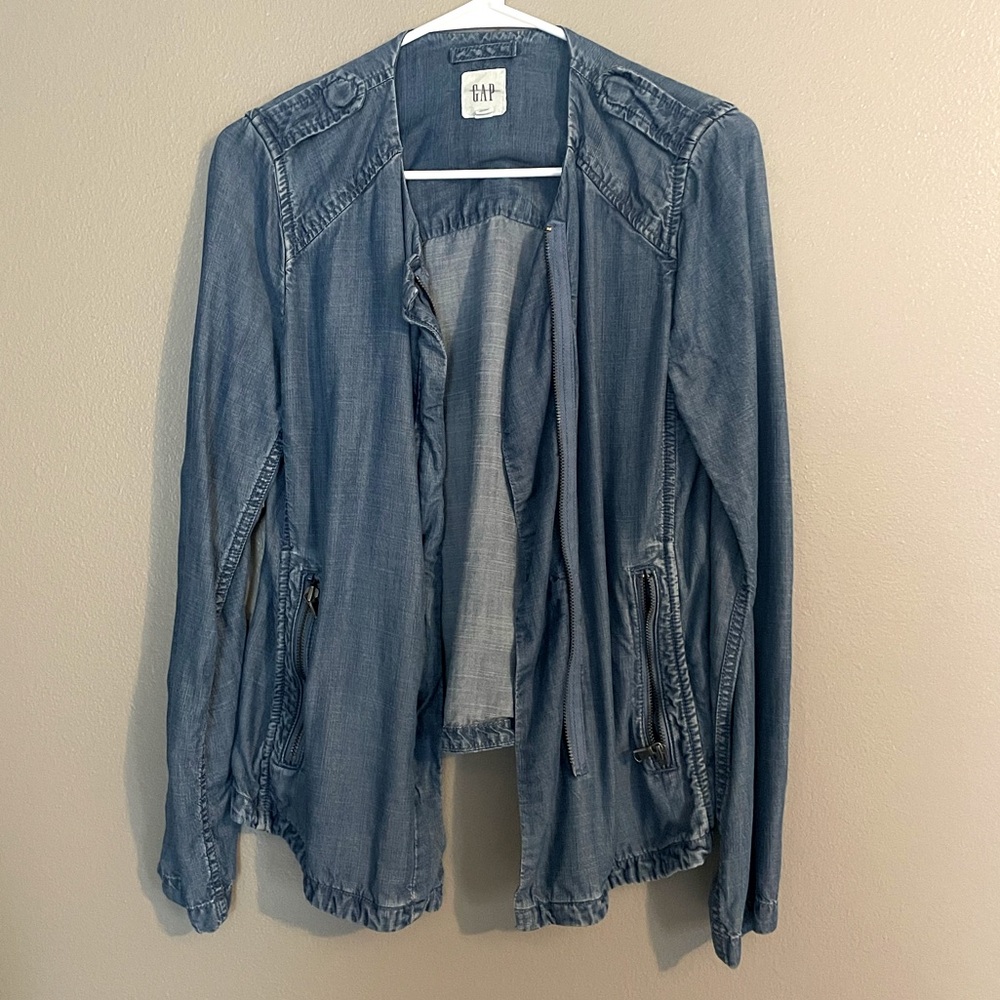 Gap jacket